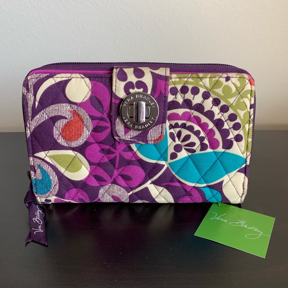⛔️SOLD⛔️Vera Bradley wallet